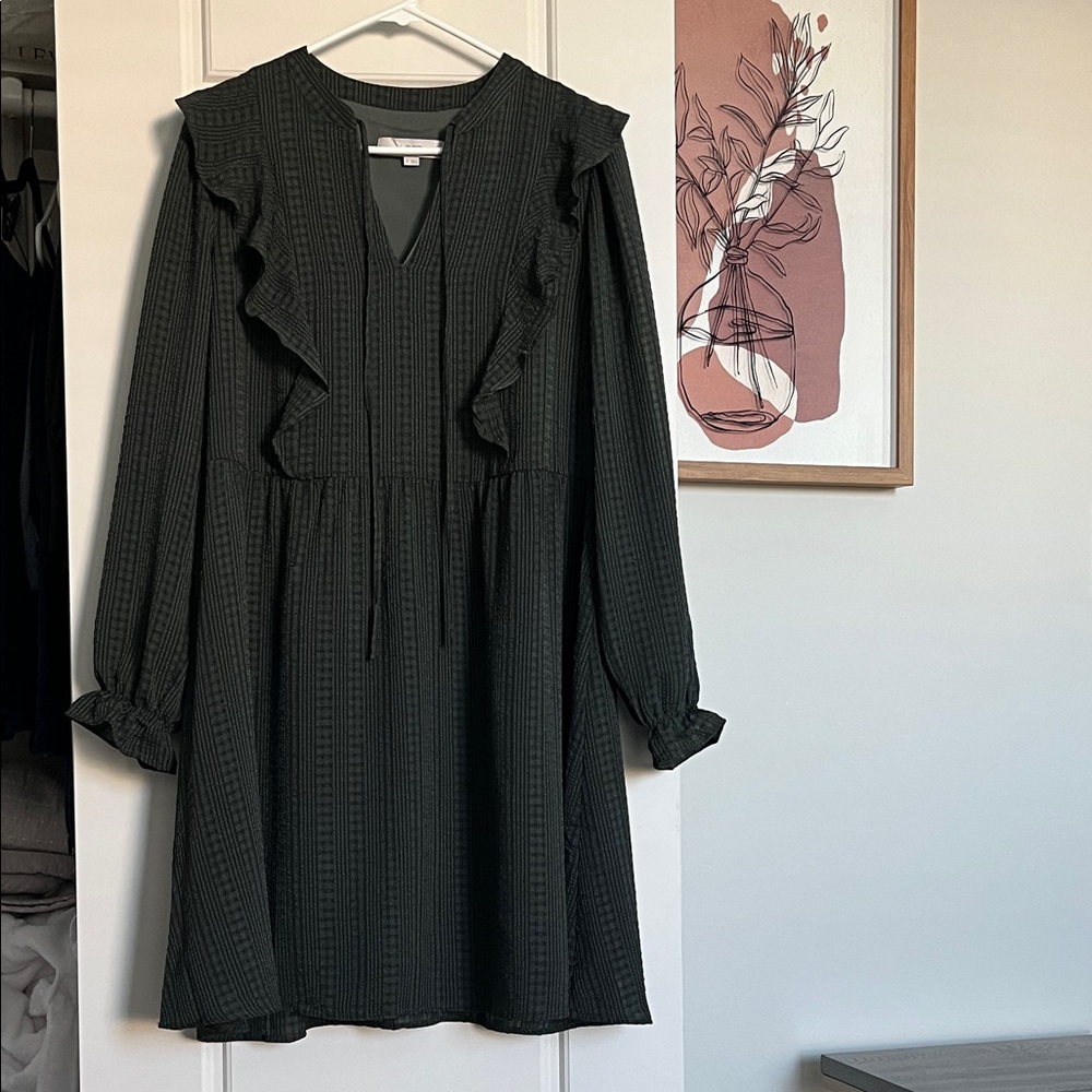 LOFT Dark Green Ruffle Long Sleeve Dress